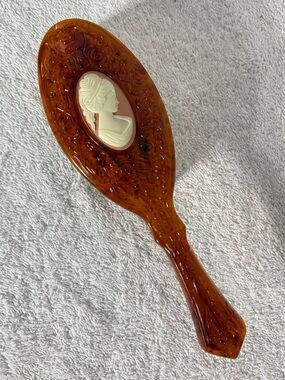 Vintage Avon Cameo Hairbrush W Faux Tortoise Shell Amber Tone Handle Grannycore